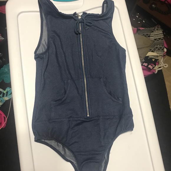 NWT denim looking bathing suit - Picture 3 of 5